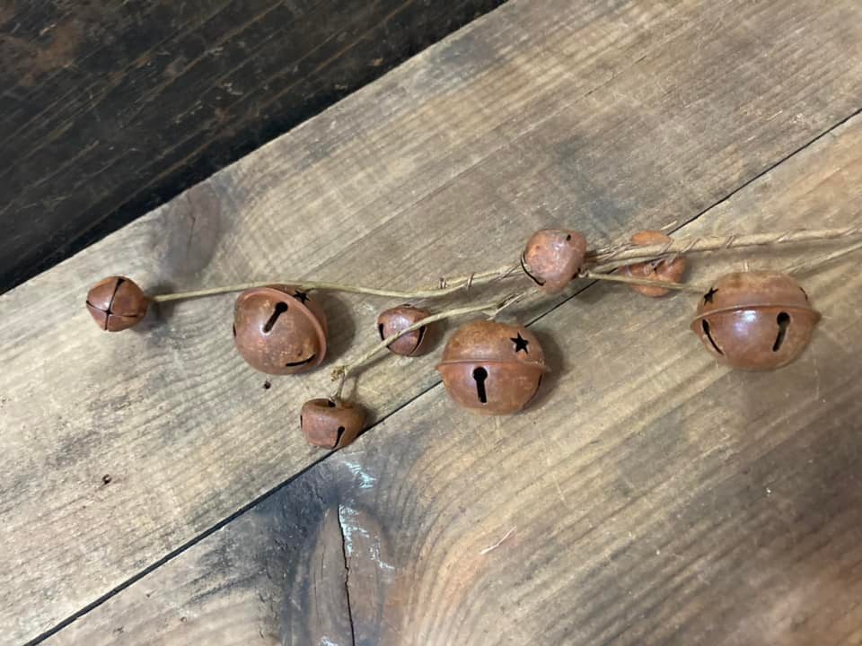 Rusty Bell Garland